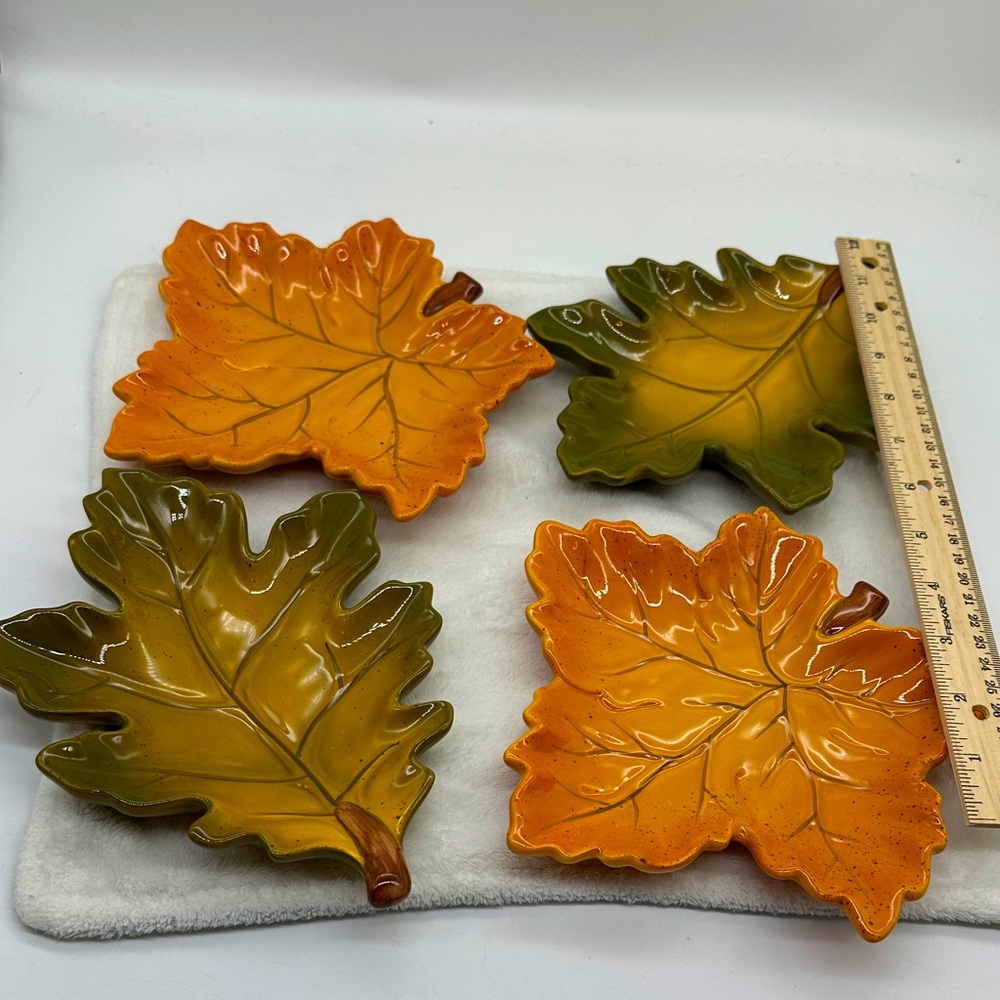 Autumn Leaves Decorative Tabletop Trinket Dishes Lot of 4 (four) plates